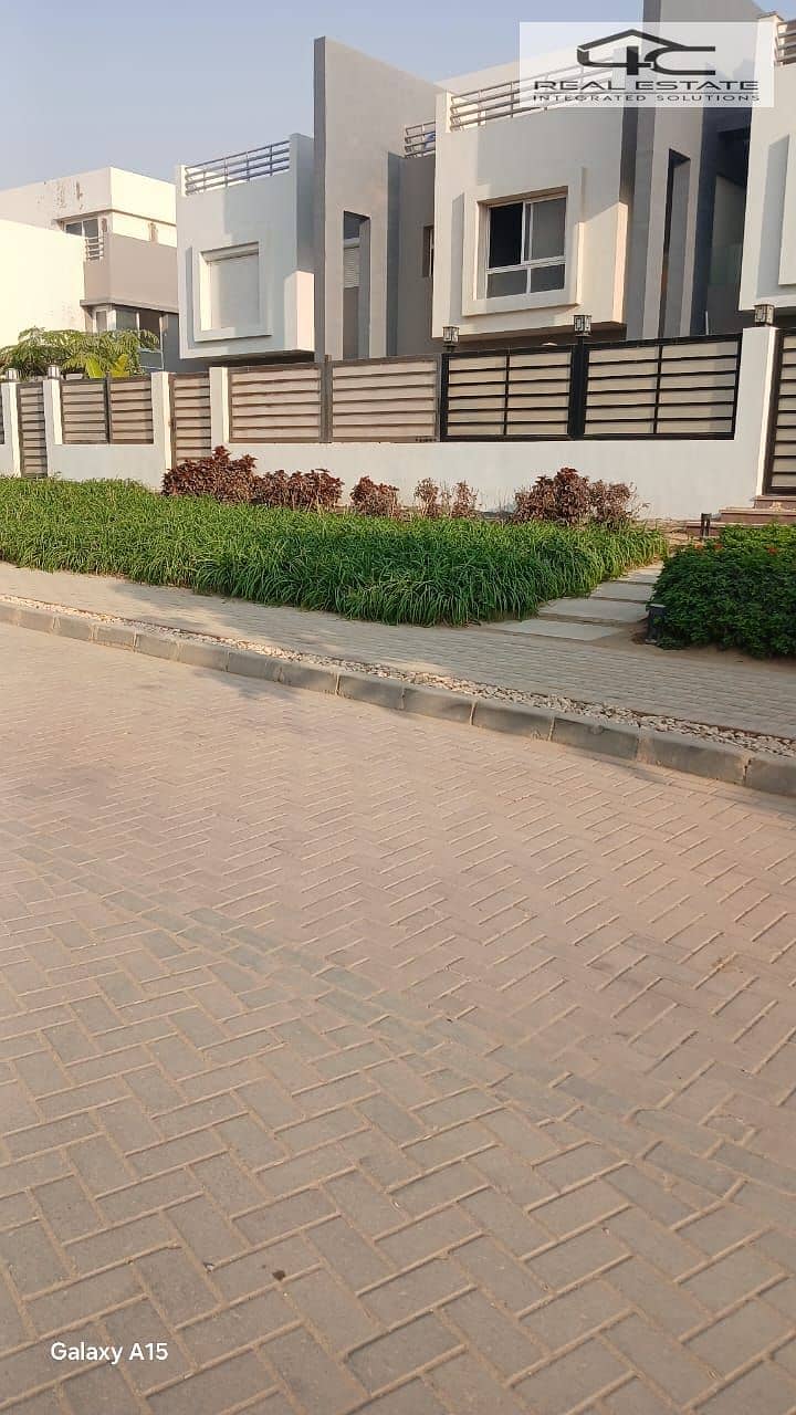 3 WhatsApp Image 2025-11-10 at 14.08. 00. jpeg