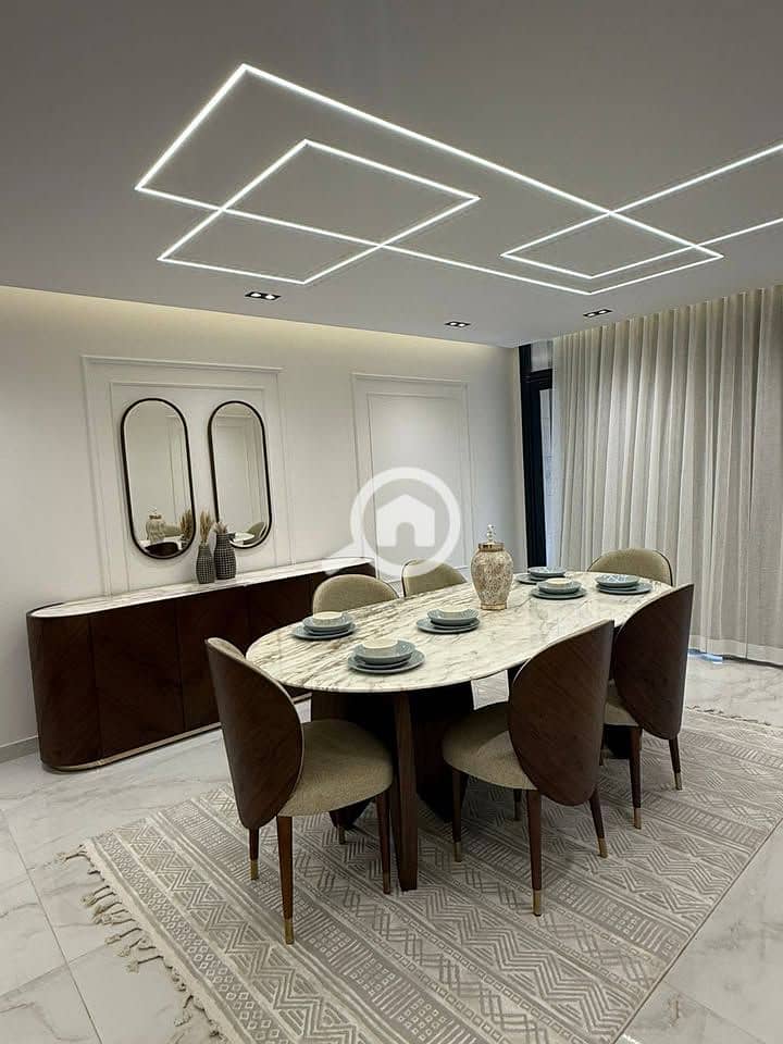 8 559983423_122200249256291378_4268829055944752030_n. jpg