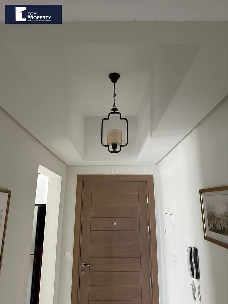 9 _files_e5a45ed6-69a9-481d-adcc-aa62d0c4c7e3. jpg