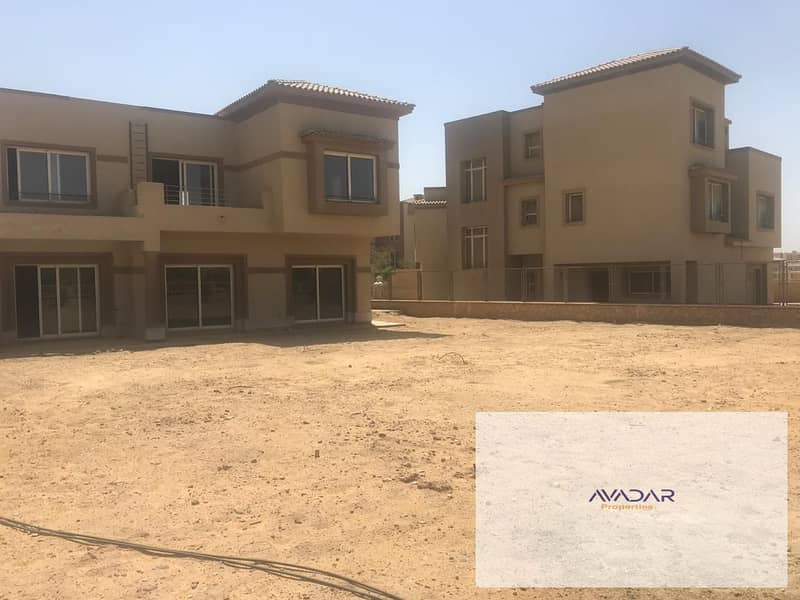 10 WhatsApp Image 2025-10-22 at 12.42. 54_074ea33f. jpg