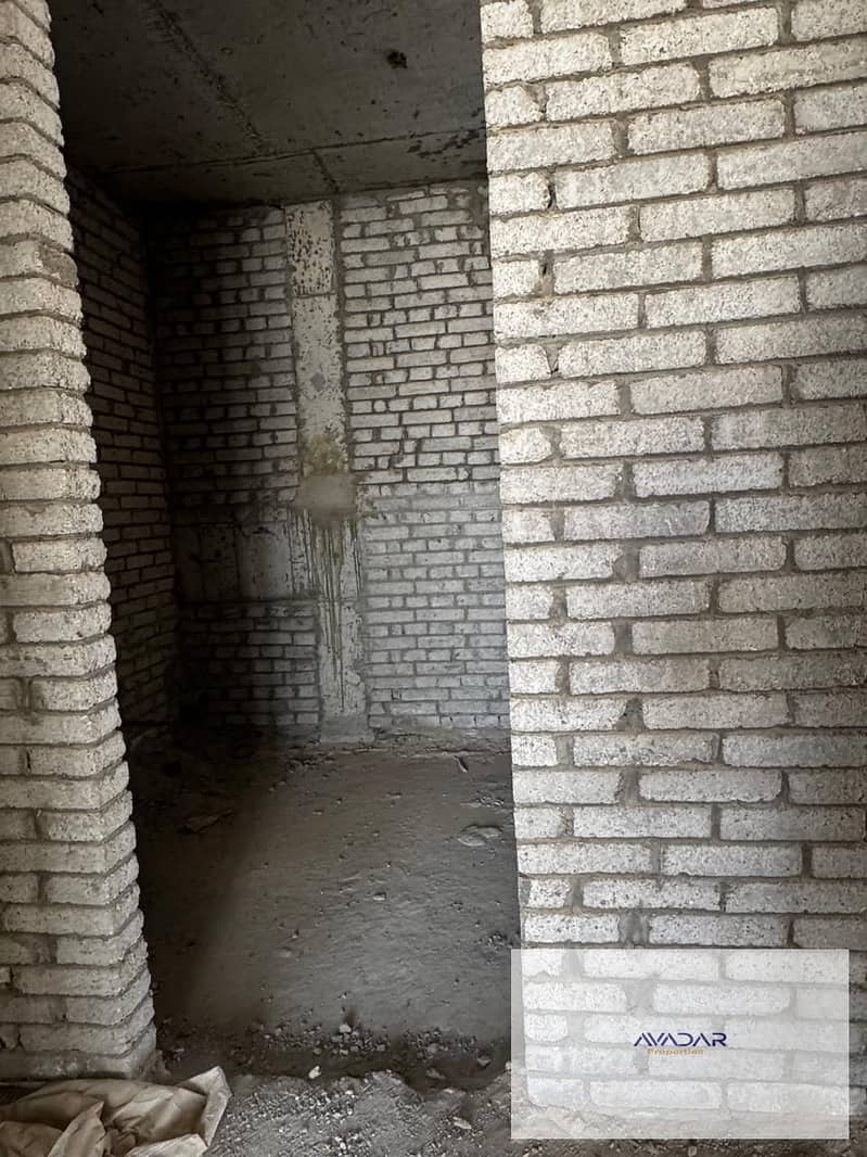 10 WhatsApp Image 2025-11-06 at 17.18. 41_86ce2596. jpg