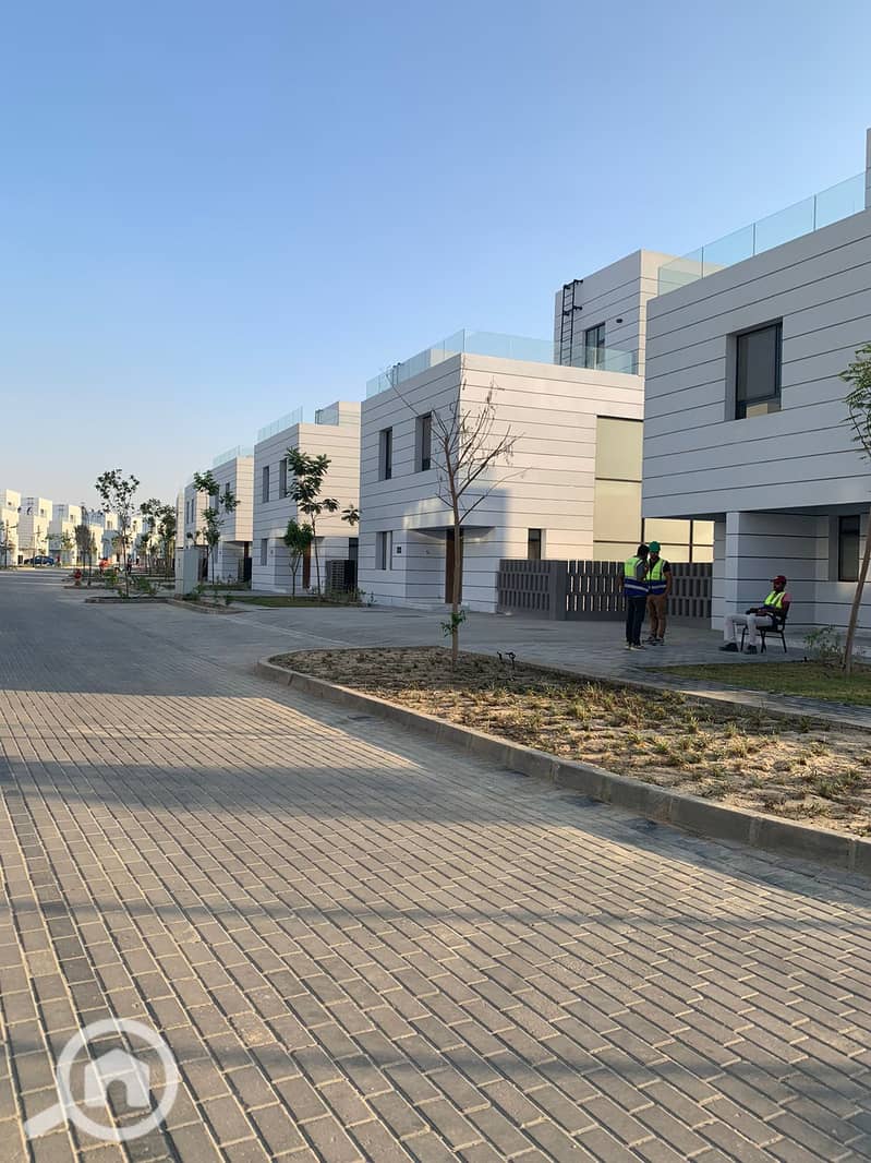 7 d53f7766-c846-424f-a255-708e7fee1297. jpg