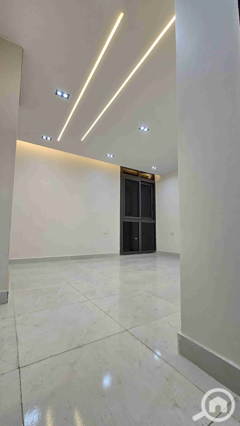 3 20251117_192423. jpg