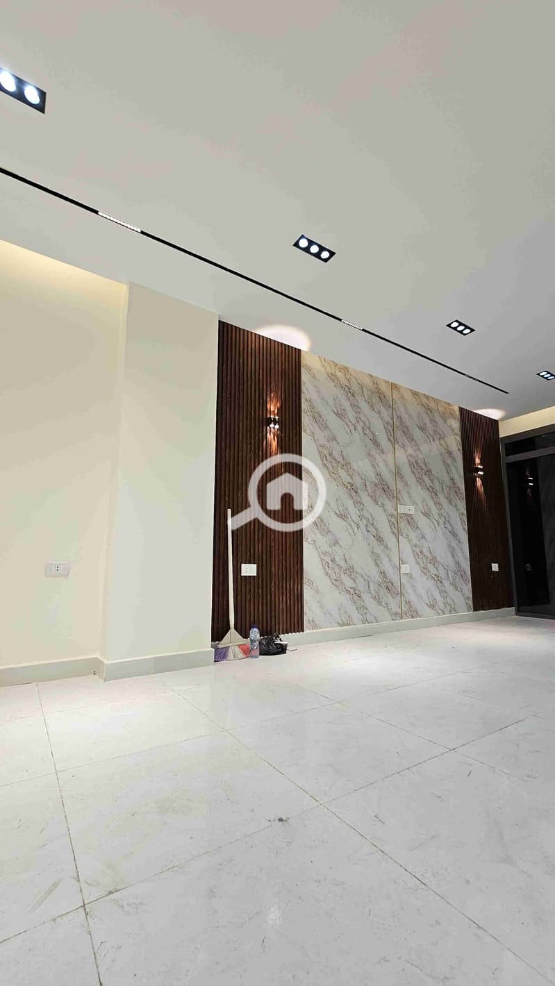 9 20251117_192452. jpg