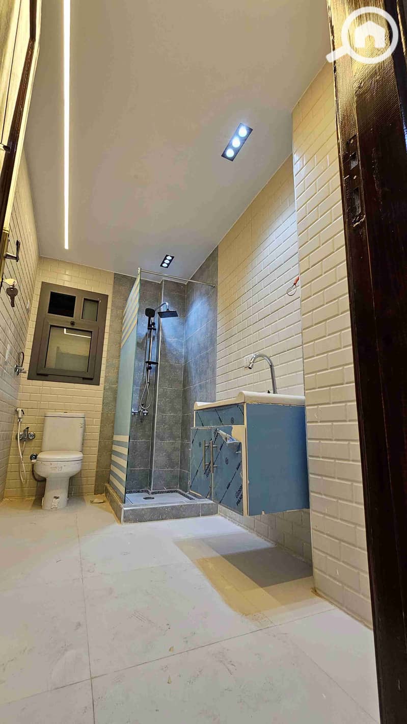 10 20251117_192408. jpg