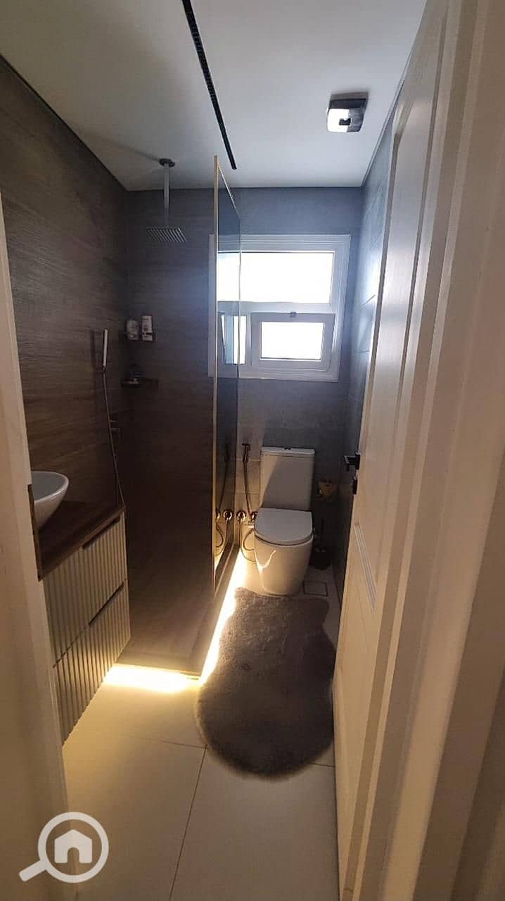 6 WhatsApp Image 2025-10-18 at 2.56. 00 PM. jpeg