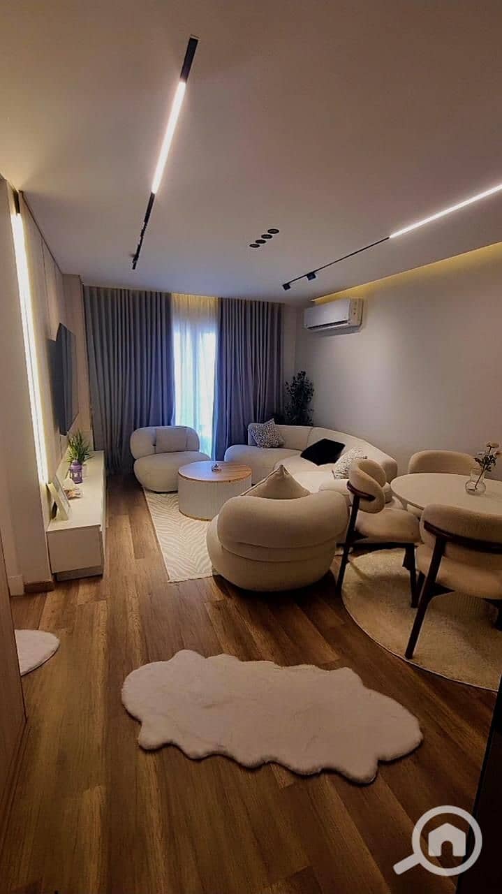 2 WhatsApp Image 2025-10-18 at 2.56. 00 PM (1). jpeg