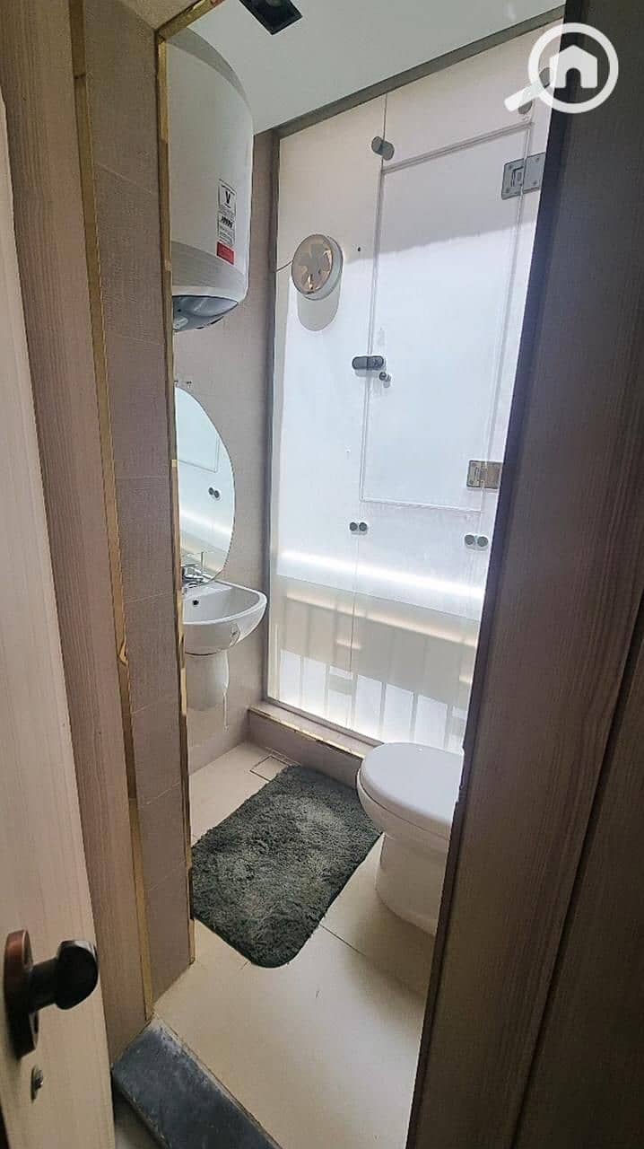 8 WhatsApp Image 2025-10-18 at 2.55. 59 PM (4). jpeg