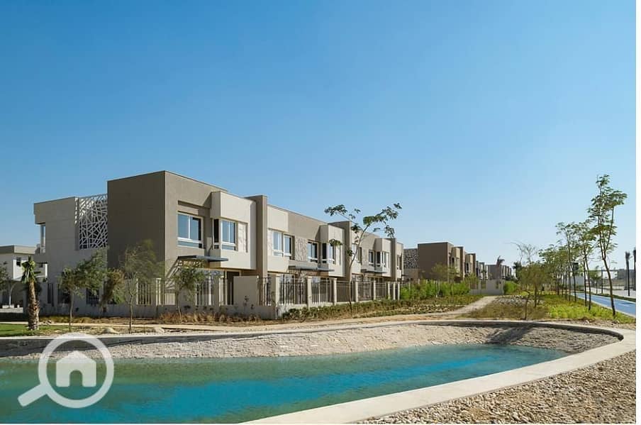 10 581ab213-37ed-4d92-8073-d5d5d984eabd. jpeg