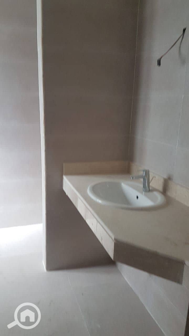 4 WhatsApp Image 2025-11-17 at 5.29. 41 PM (4). jpeg