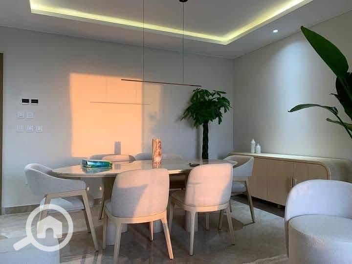 7 557701179_4256820974537143_9013930635549563036_n. jpg