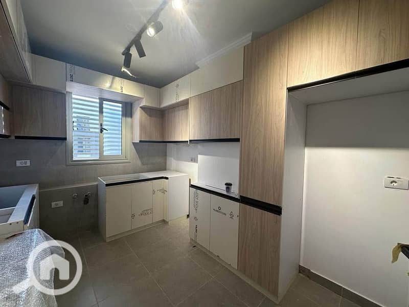 10 502890880_1174568361018267_5685826000952467278_n. jpg