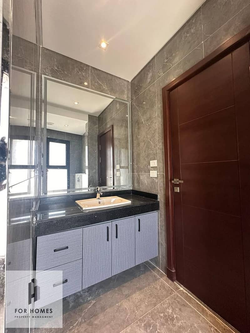 6 WhatsApp Image 2025-11-17 at 2.31. 44 PM. jpeg