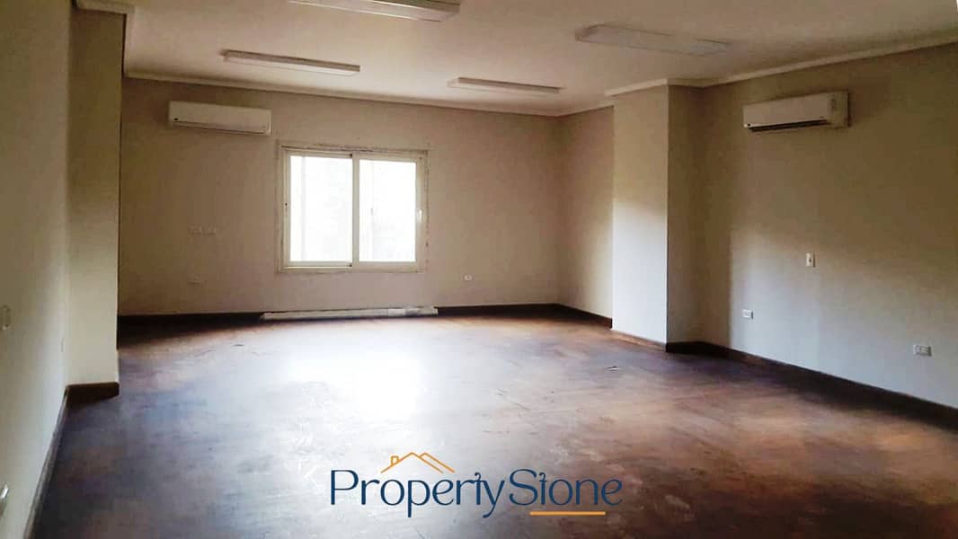 4 0f8106fd-3876-47c5-b5ec-c0c7657d2aa2. jpg