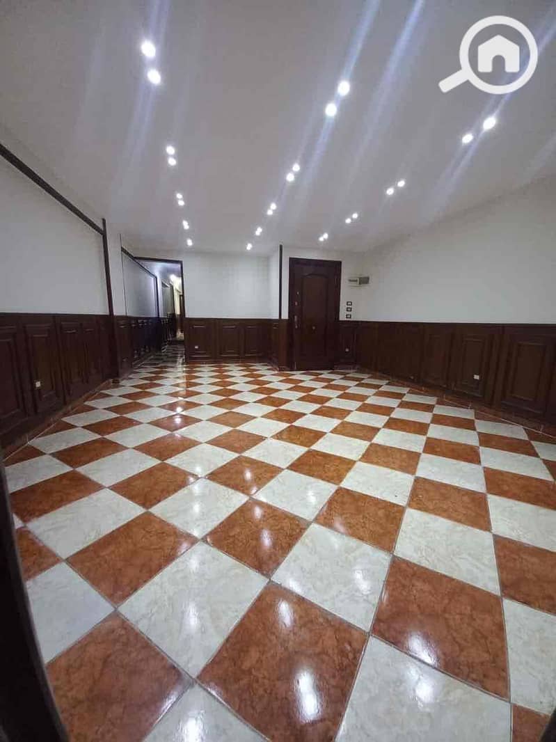 2 07a0bdb1-cbe0-43cf-b792-2aa114a09da2. jpg