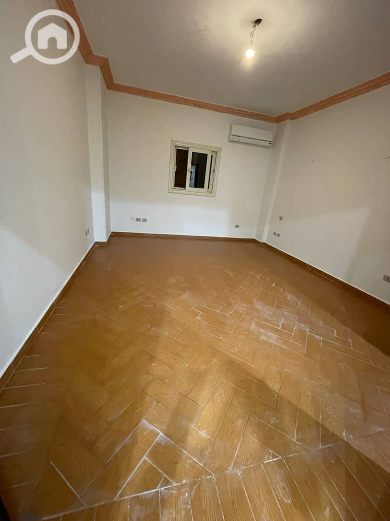 7 e7672dc9-59f9-4777-b466-abcb810085d9. jpeg