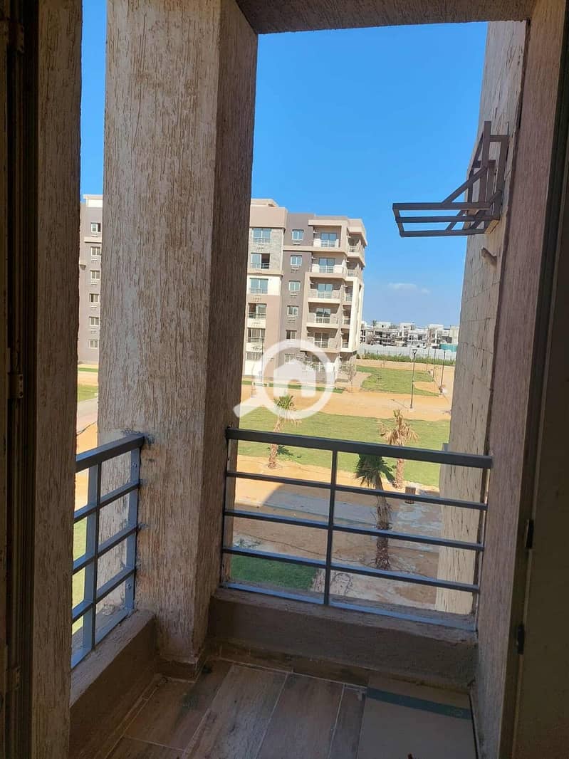 8 c7cbaf87-9445-4645-b41d-c9426a97d41b. jpeg