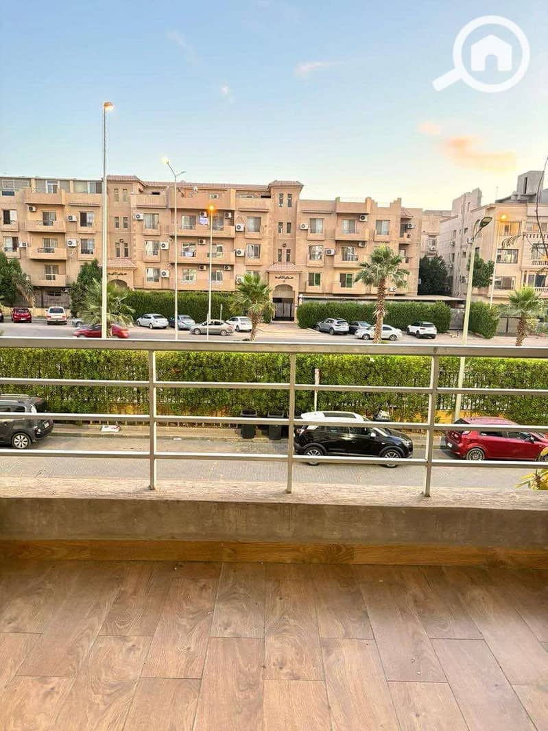 14 eace2fcf-cf9c-45d3-a7ae-b57408bb6306. jpeg