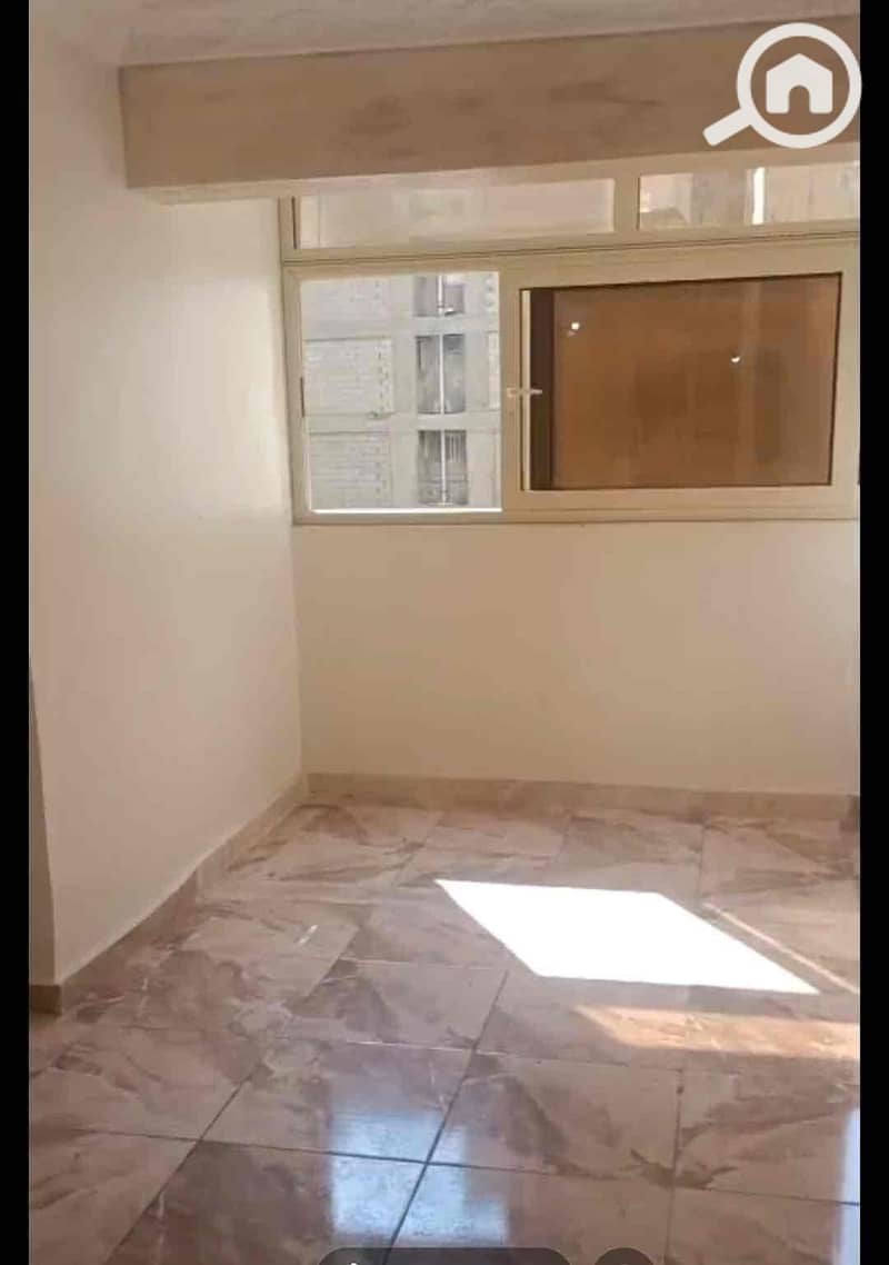 4 b197db5d-942c-4a8b-89b4-44963fc30579. jpg