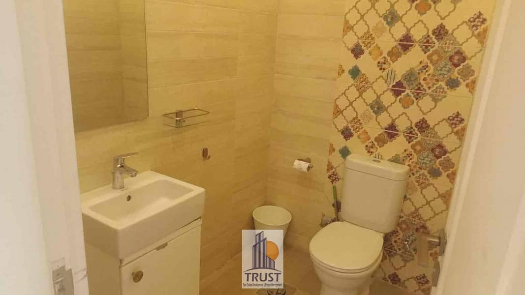 5 297d61e3-c8b1-4d7a-8da8-c5fa1ba70b14. jpg