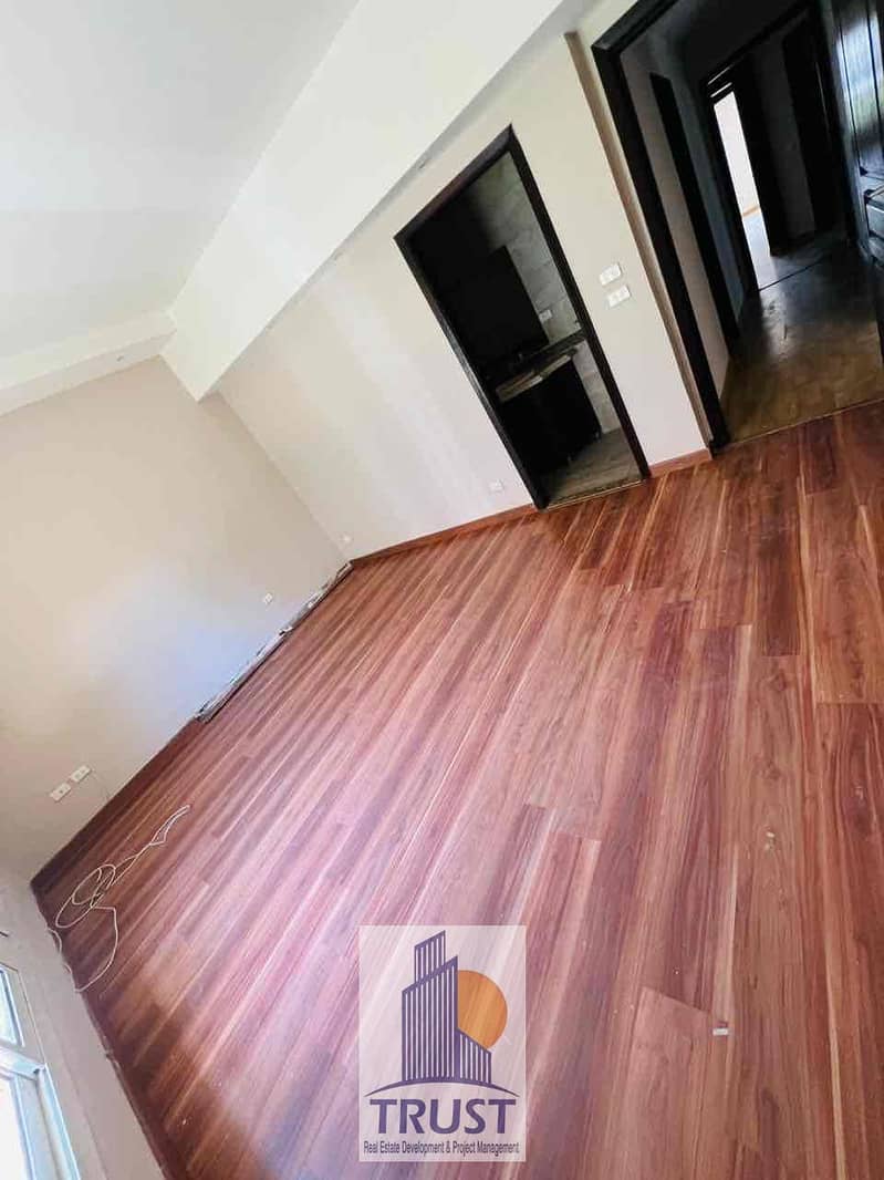 11 4f580184-1897-4c8f-8f93-a0439bd8a161. jpg