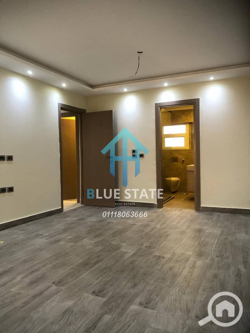 5 01118063666 (61). png