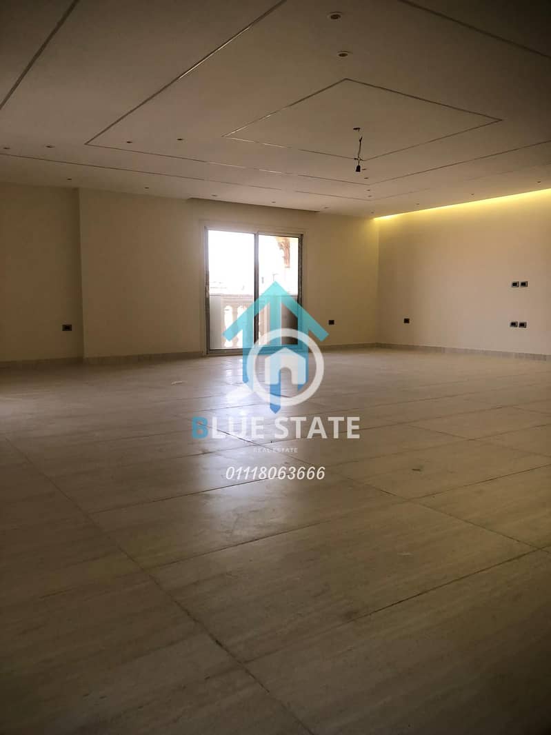 6 01118063666 (60). png