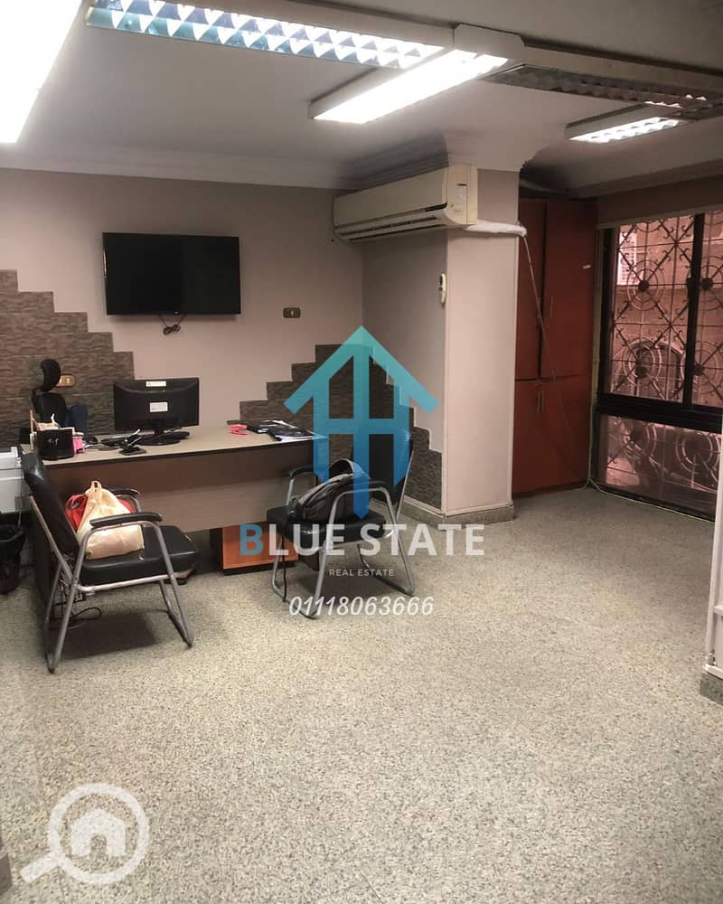 01118063666 (33). png