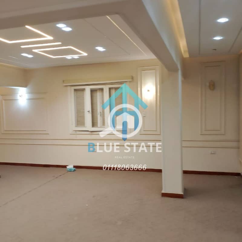 5 01118063666 (30). png