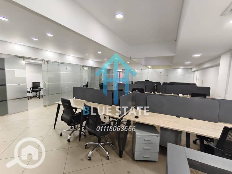 01118063666 (68). png