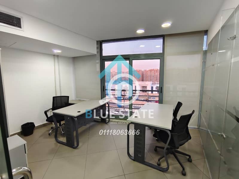 4 01118063666 (69). png