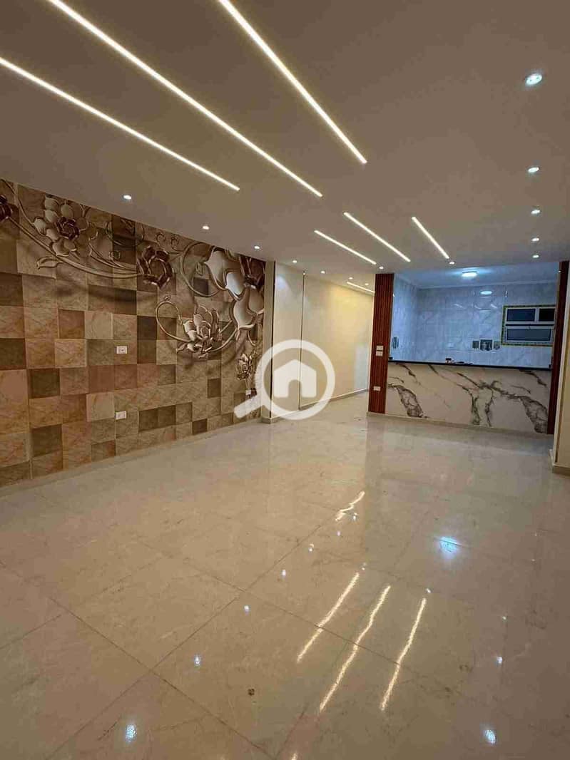 1000442175. jpg 1000442175. jpg