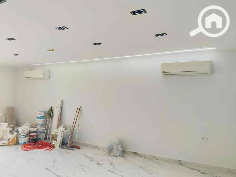 2 fd7ec55d-e8ea-458f-85d3-534d001bf26f. jpg