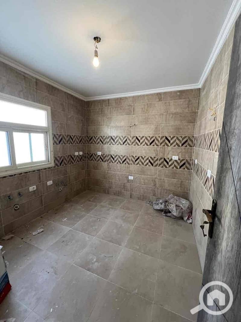 7 0f65e1f3-0ad9-41f9-971c-d424d06db62b. jpg