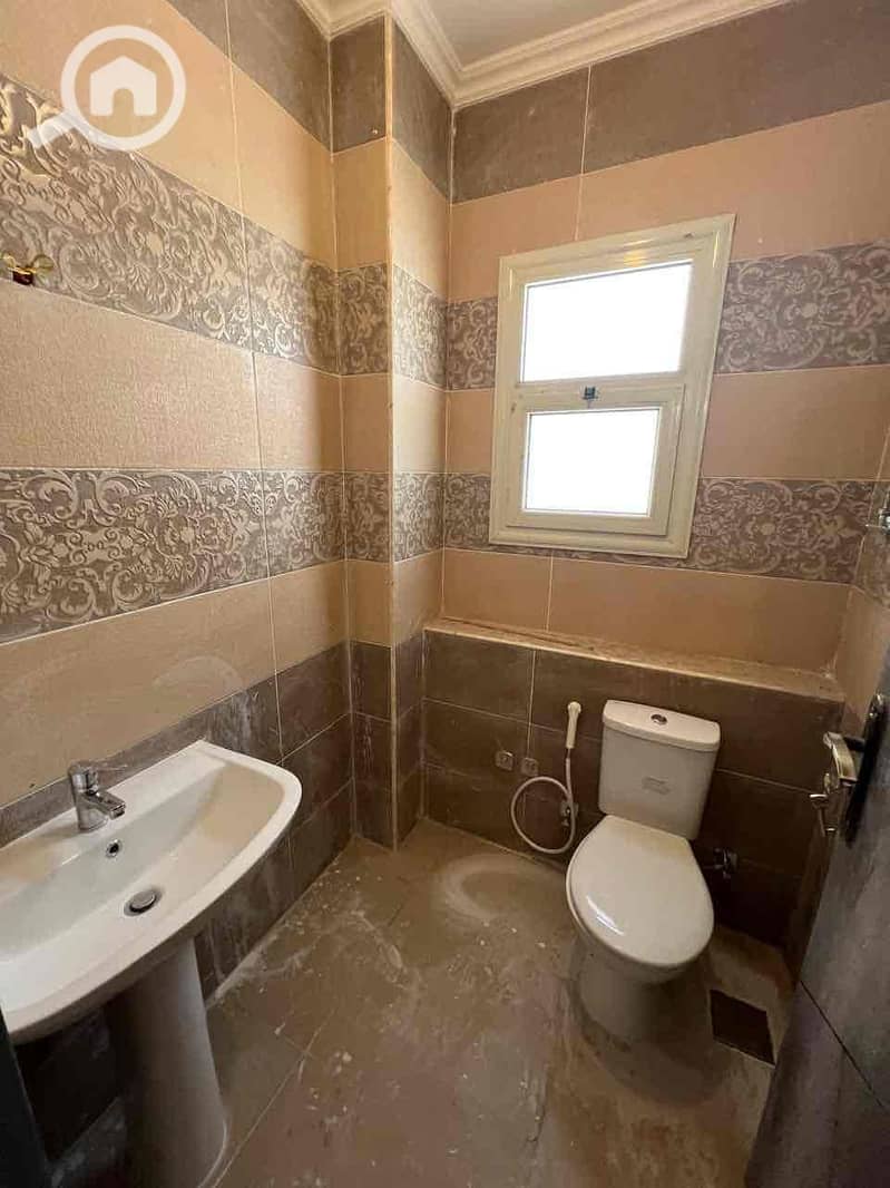 10 29515dbf-5603-471a-8840-39085b2d6074. jpg