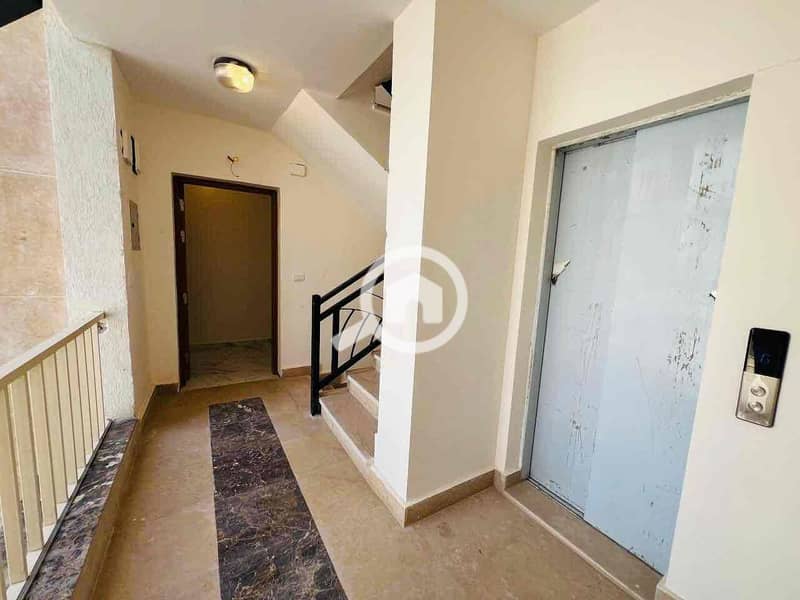 18 ae74b2fb-7a1d-4728-bcbc-71cd9043477e. jpg