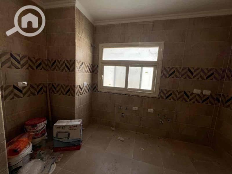 20 37ca086c-51a2-4b68-828a-b63a08bfbd23. jpg