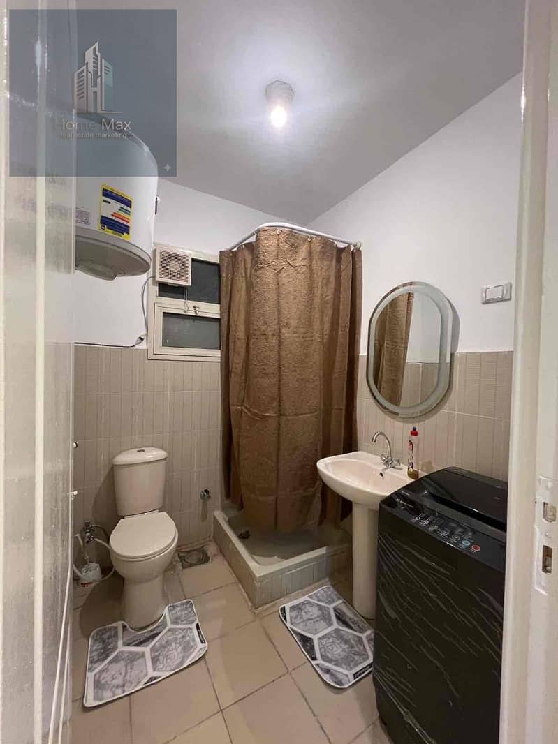 4 94f7bef8-d602-4945-a4dc-2cfde6c8556a. jpg