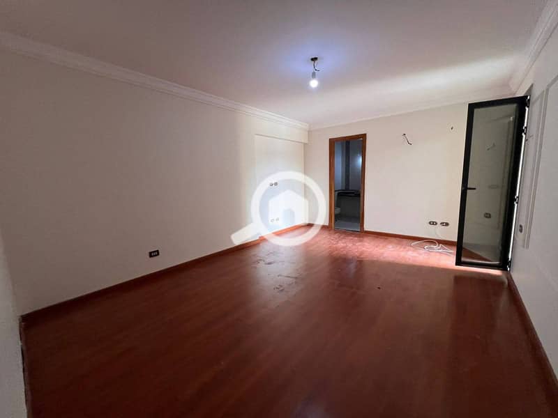 3 FB_IMG_1763438966191. jpg