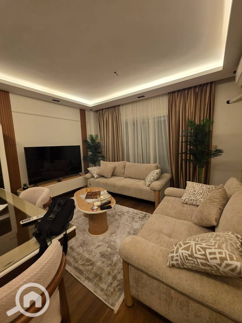 5 WhatsApp Image 2025-11-11 at 14.10. 00 (1). jpeg