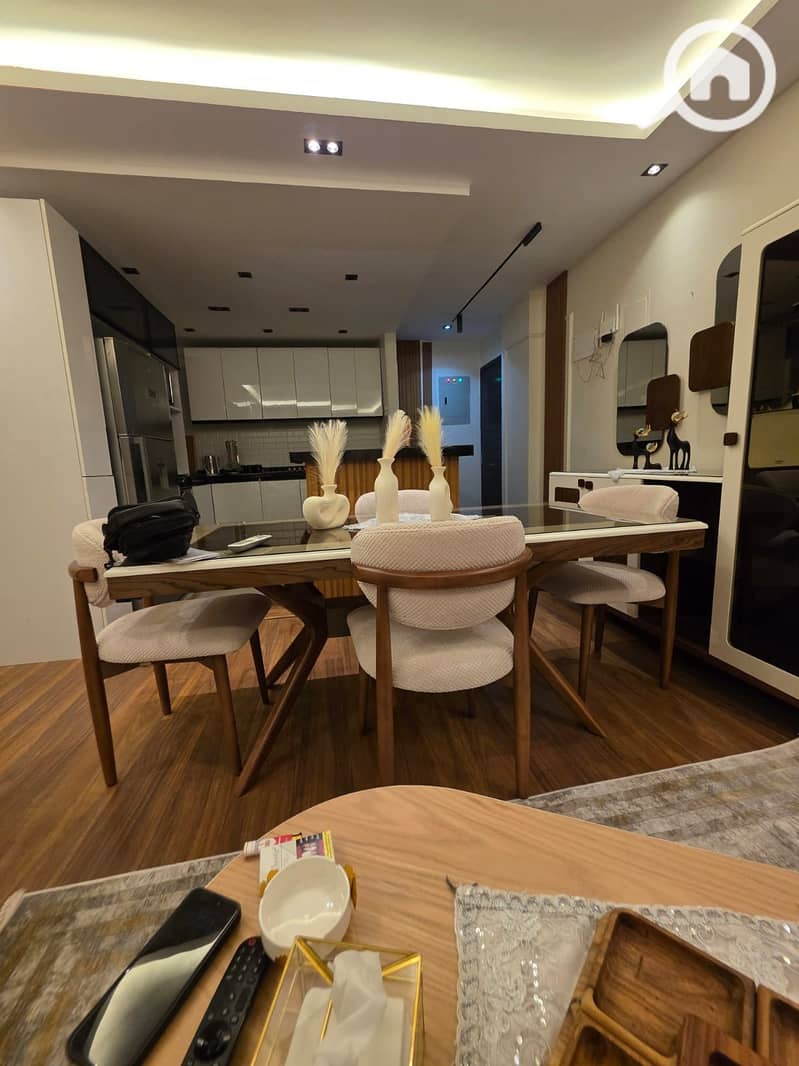 18 WhatsApp Image 2025-11-11 at 14.10. 03 (1). jpeg