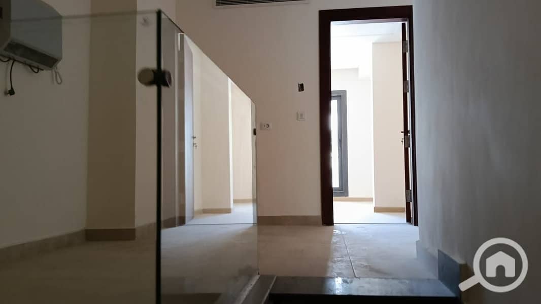 7 WhatsApp Image 2025-11-17 at 14.05. 41 (3). jpeg