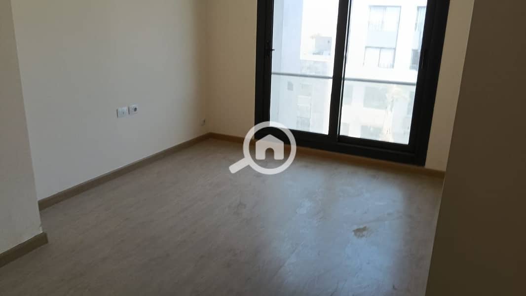 8 WhatsApp Image 2025-11-17 at 14.05. 41 (4). jpeg