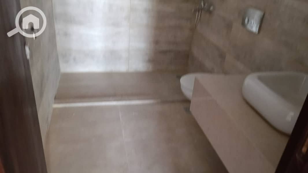 10 WhatsApp Image 2025-11-17 at 14.05. 42 (1). jpeg