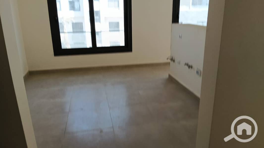 12 WhatsApp Image 2025-11-17 at 14.05. 42 (3). jpeg