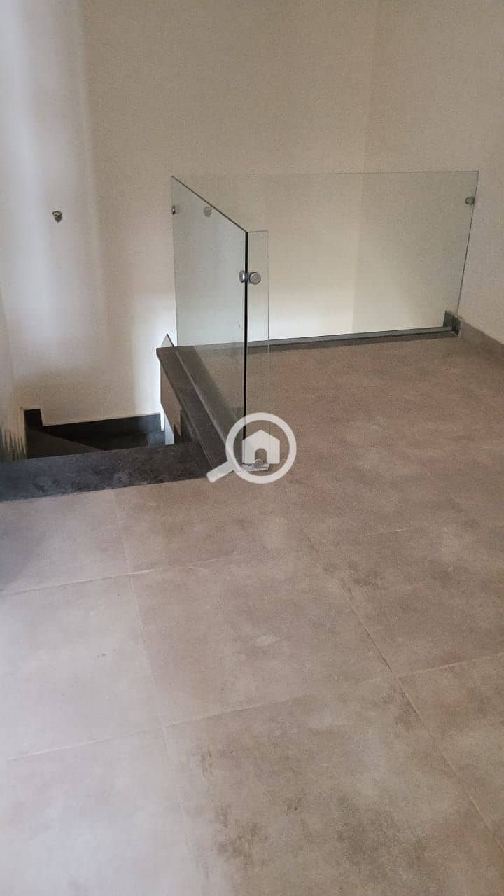 18 WhatsApp Image 2025-11-17 at 14.05. 43. jpeg