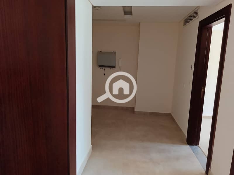 23 WhatsApp Image 2025-11-17 at 14.05. 45 (1). jpeg