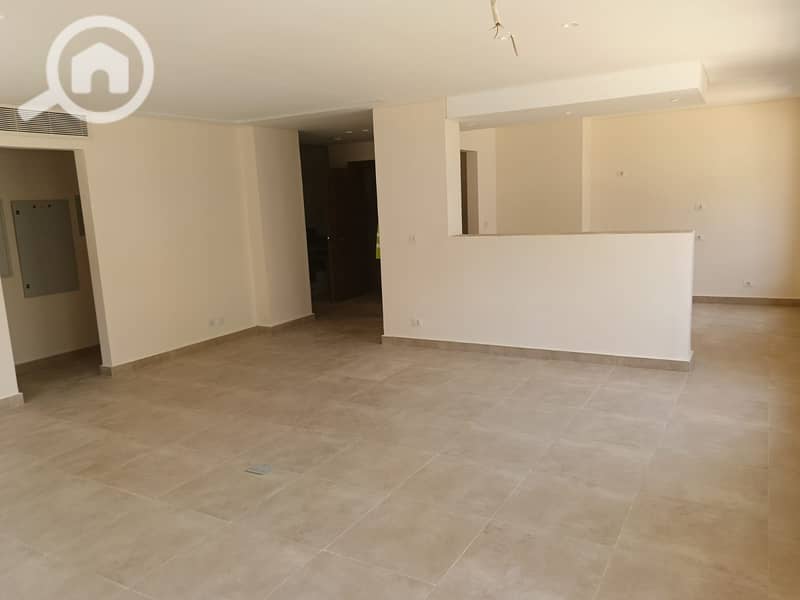 25 WhatsApp Image 2025-11-17 at 14.05. 45 (3). jpeg