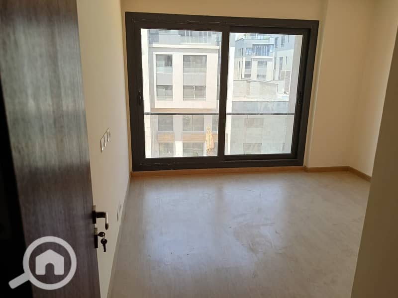 26 WhatsApp Image 2025-11-17 at 14.05. 45. jpeg