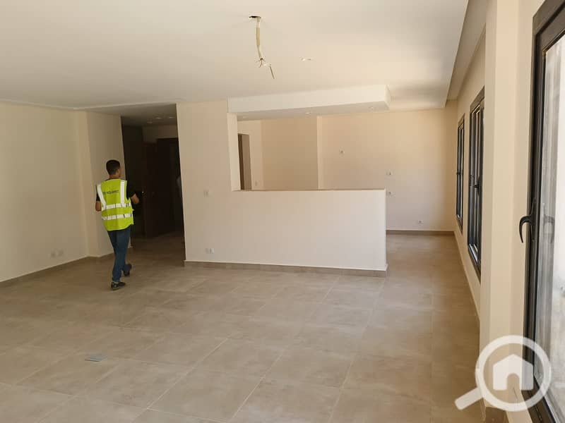 27 WhatsApp Image 2025-11-17 at 14.05. 46. jpeg